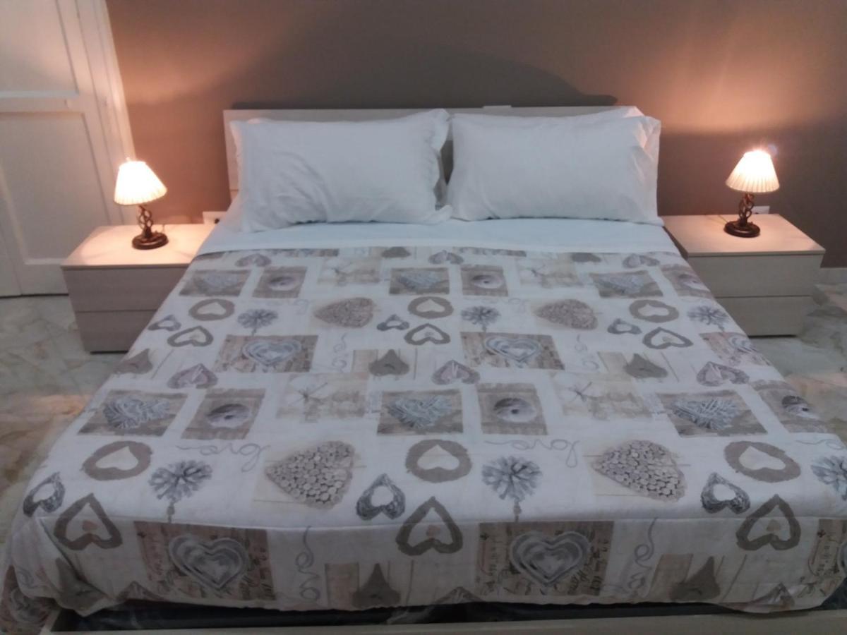 B&Bhotel Emmanuel Napoli エクステリア 写真