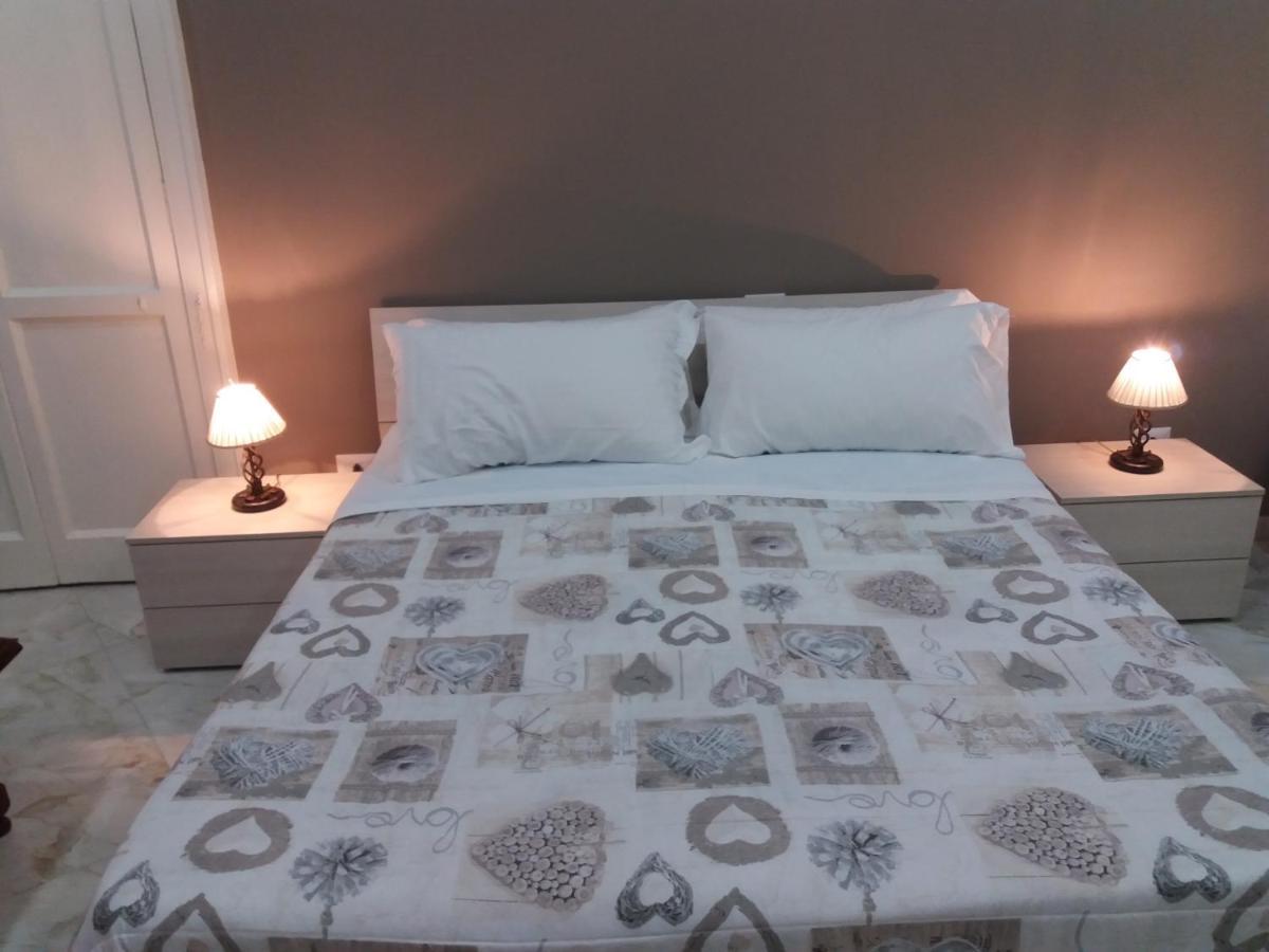 B&Bhotel Emmanuel Napoli エクステリア 写真